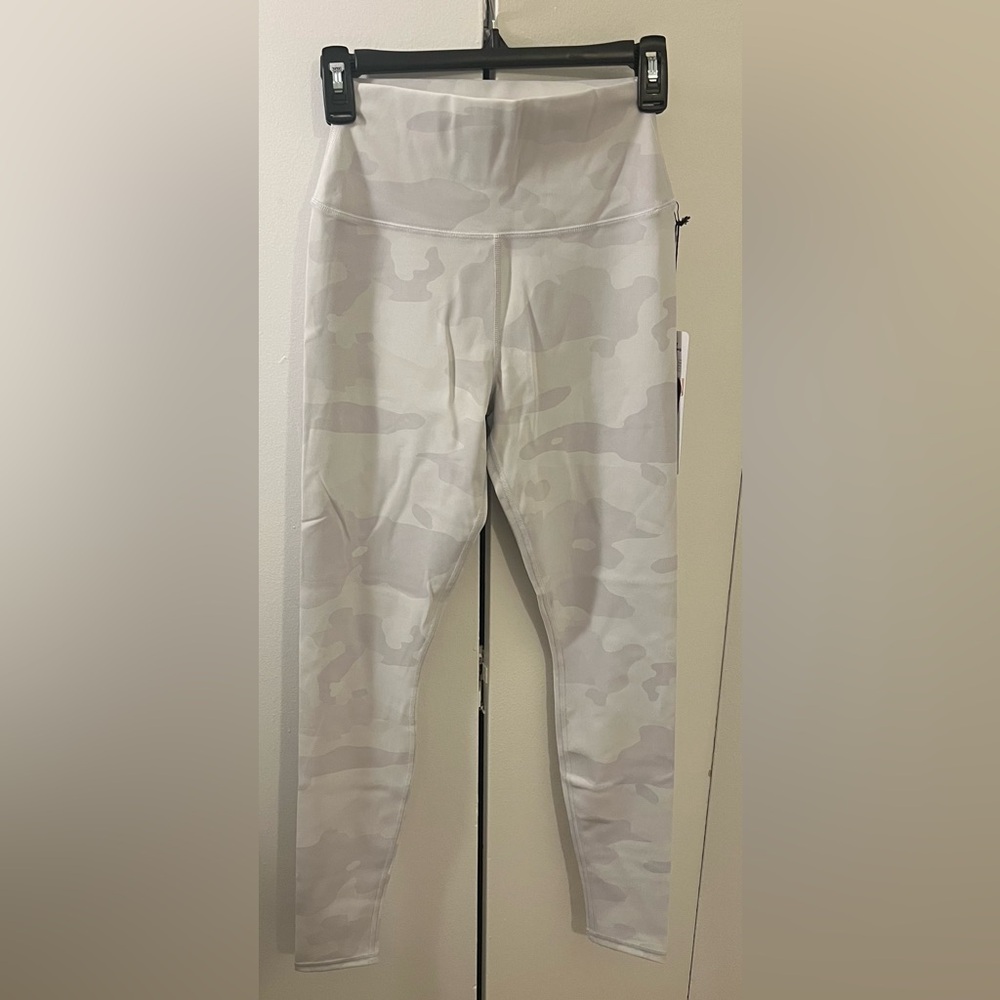 Alo HIGH-WAIST VAPOR LEGGING - NWT